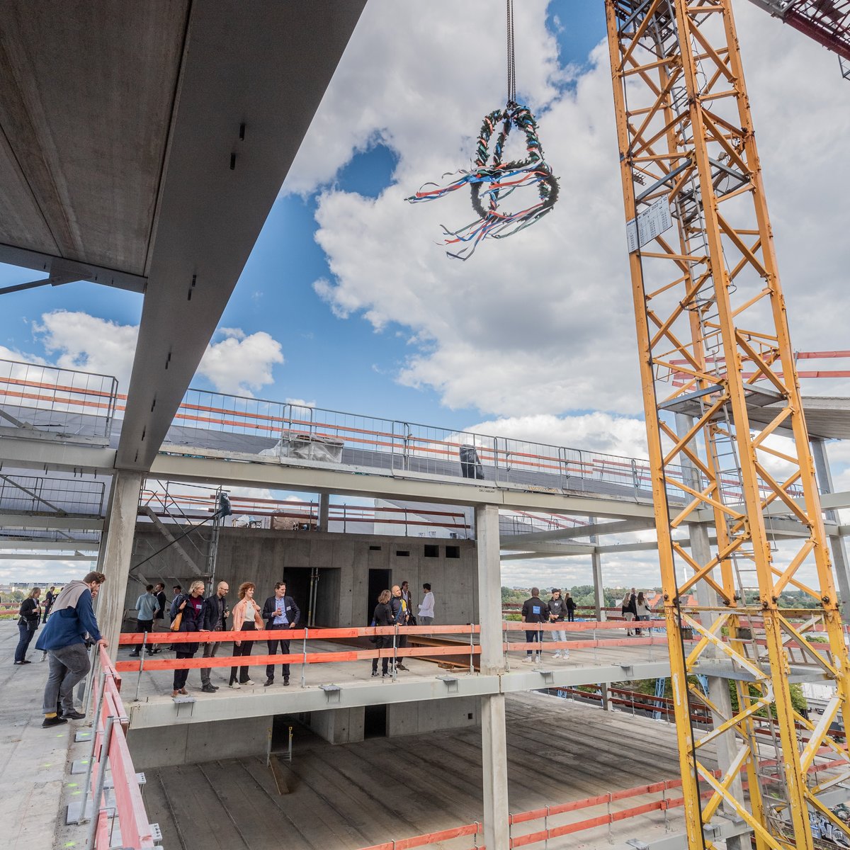 Richtfest SHED Fotografie Richtkranz