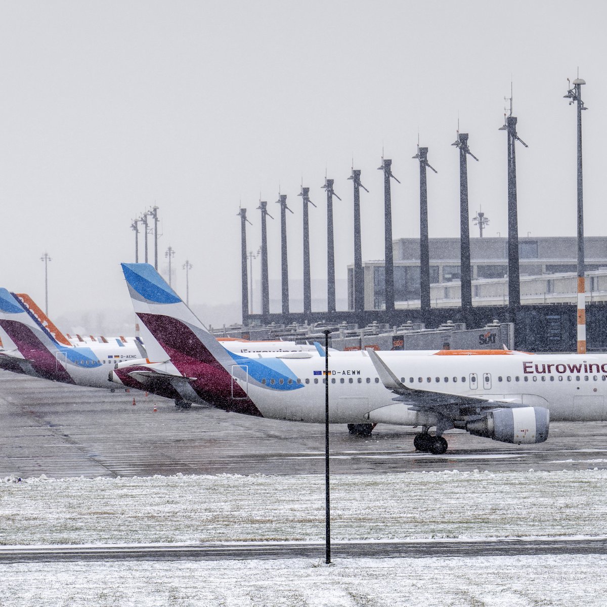 Bild zur Verkehrsstatistik Flughafen BER im Dezember | Flugzeuge auf dem Vorfeld