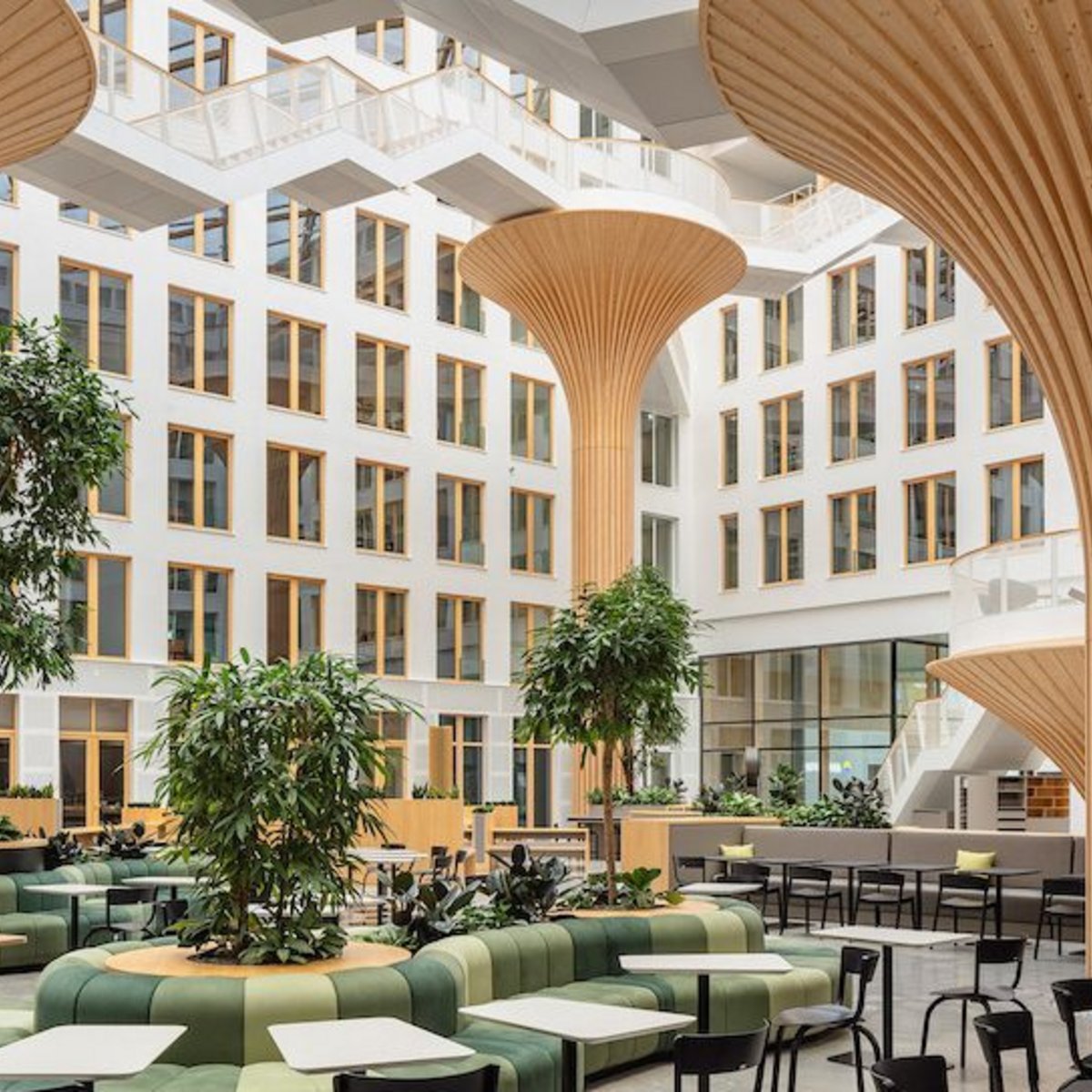 Innenansicht Gebäude EDGE, Berlin Südkreuz