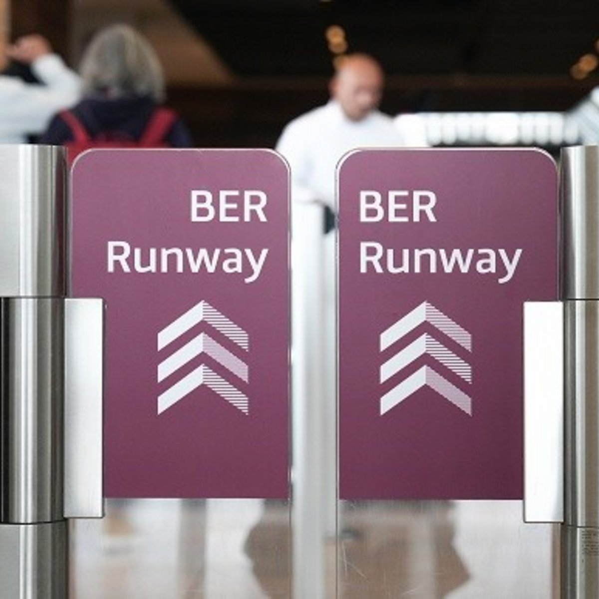 Eingang Sicherheitscheck Flughafen BER